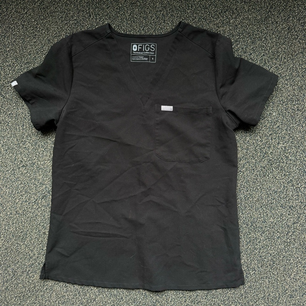 Figs Black Scrub Top